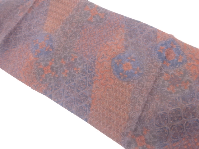 縮緬地　切りばめ風　花に古典柄　名古屋帯